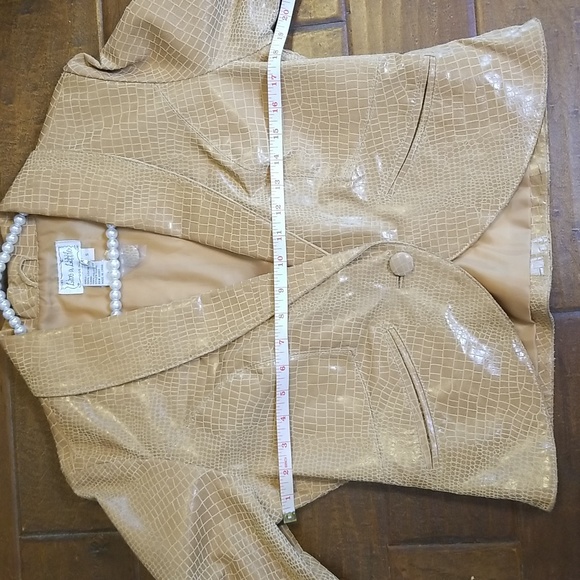 Vintage Womens Camel Color Leather Jacket Size Small - Picture 11 of 15